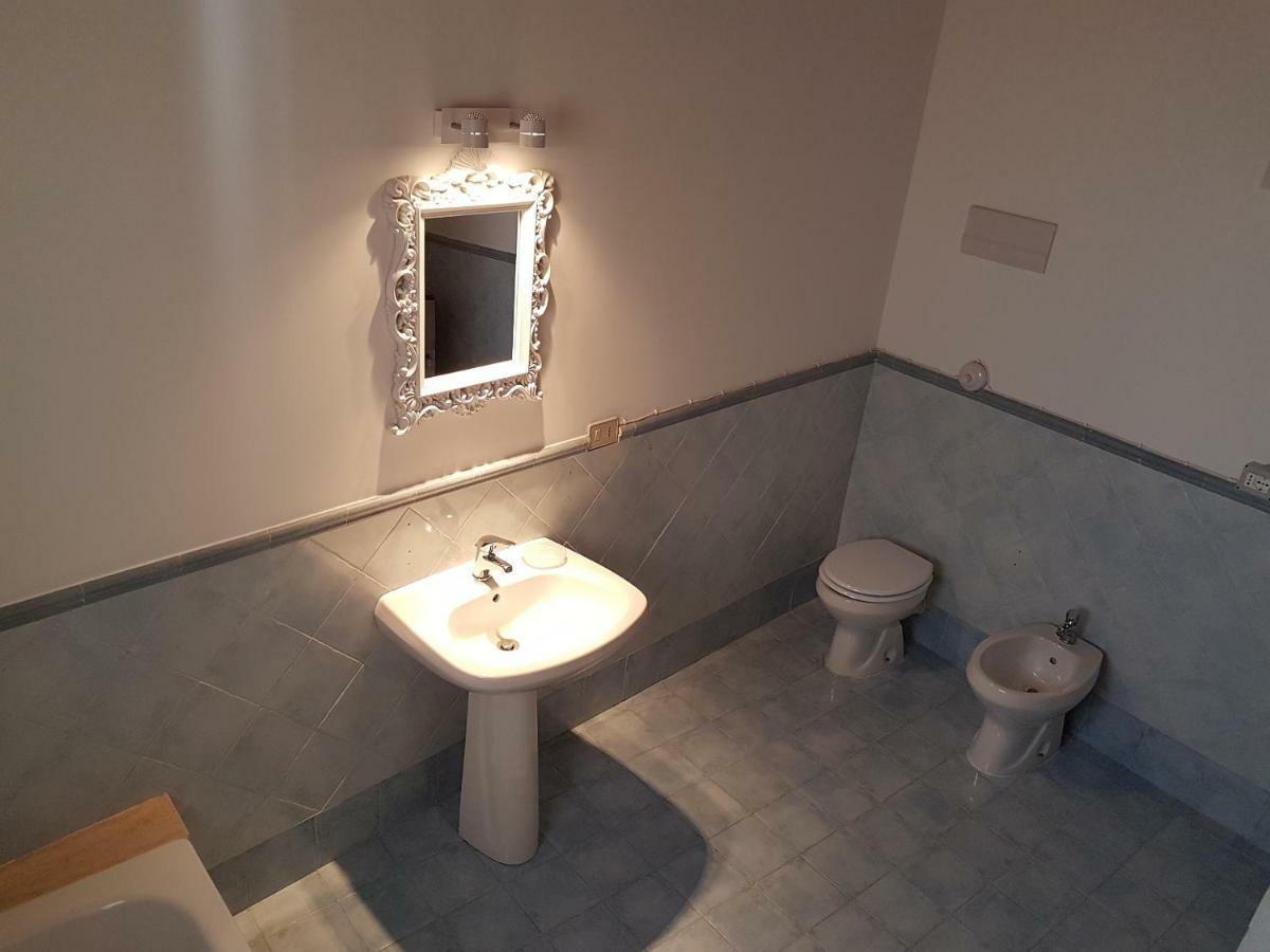 Boutique House Montevergini Palermo Bagian luar foto